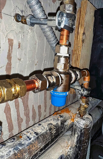 https://plumberlandsdale.com.au/uploads/2025/06/emergency-plumbing-912174.jpg